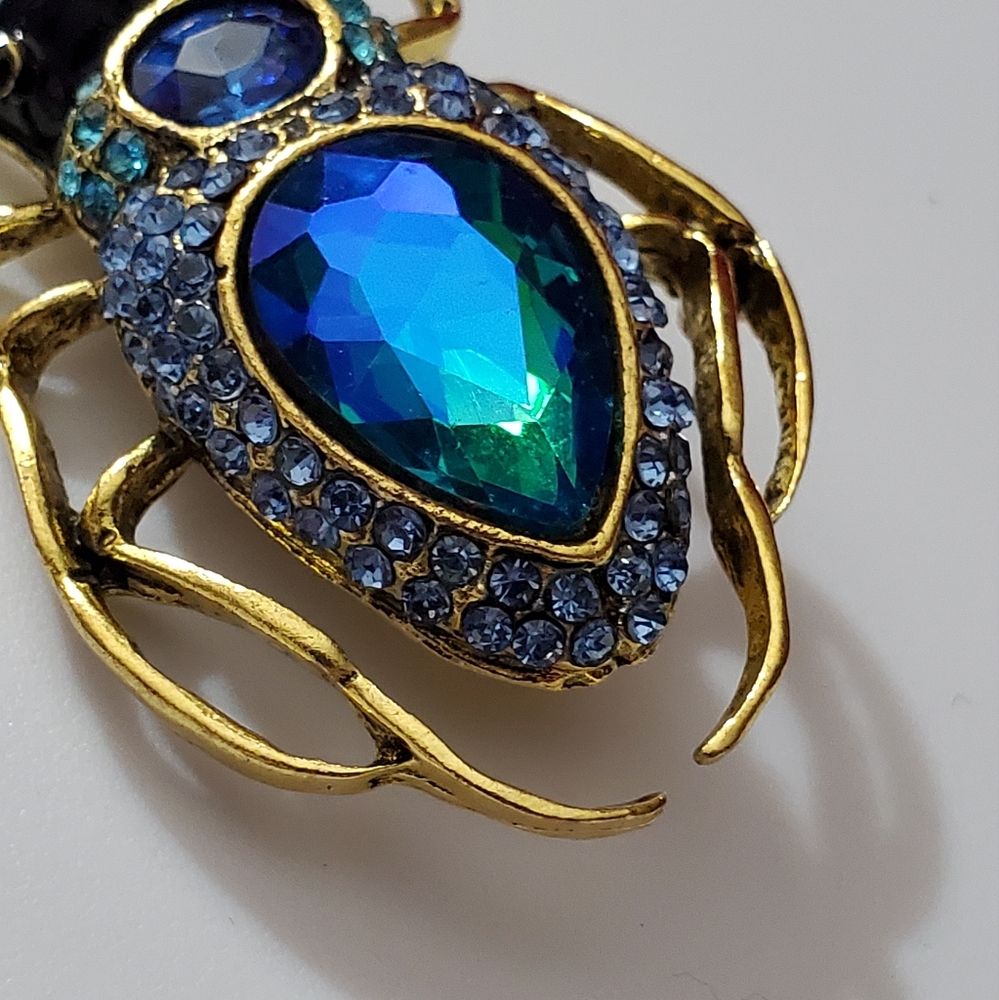 Enamel blue crystal Bug insect beetle gold brooch necklace pendant New Beautiful - Picture 2 of 14